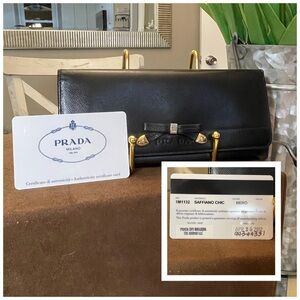 Prada Black Saffiano Chic Wallet